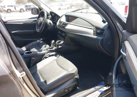 2015 BMW X1 Sdrive28I z USA, uszkodzony, nr VIN WBAVM1C51FV315941